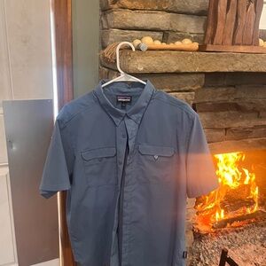 Patagonia Men's Gray Short Sleeve Shirt Jacket